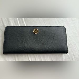 Tory Burch wallet